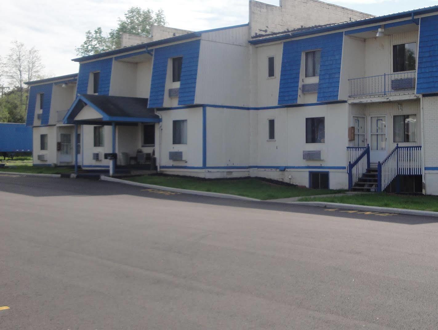 Budget Inn Ontario Ontario Center Exterior photo