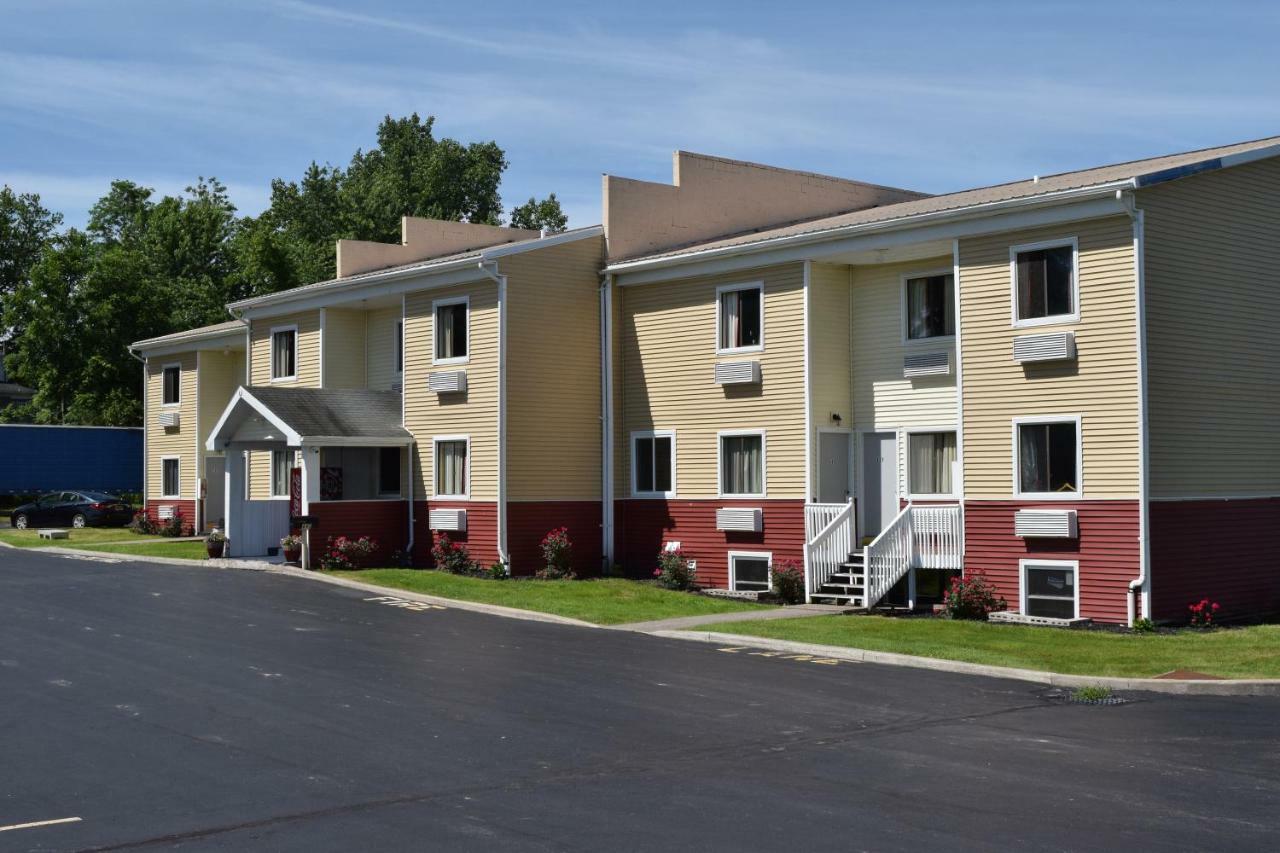 Budget Inn Ontario Ontario Center Exterior photo